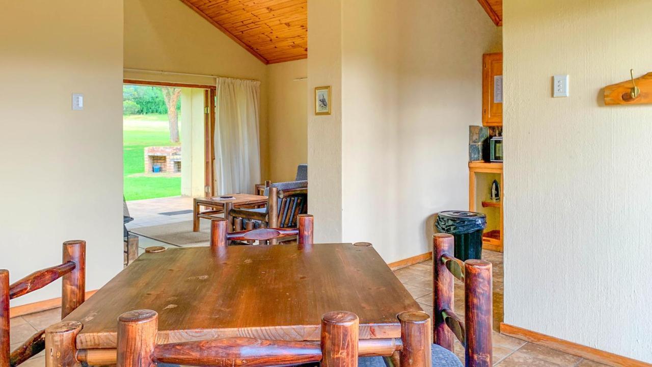 Wits End Mountain Resort Champagne Valley Esterno foto
