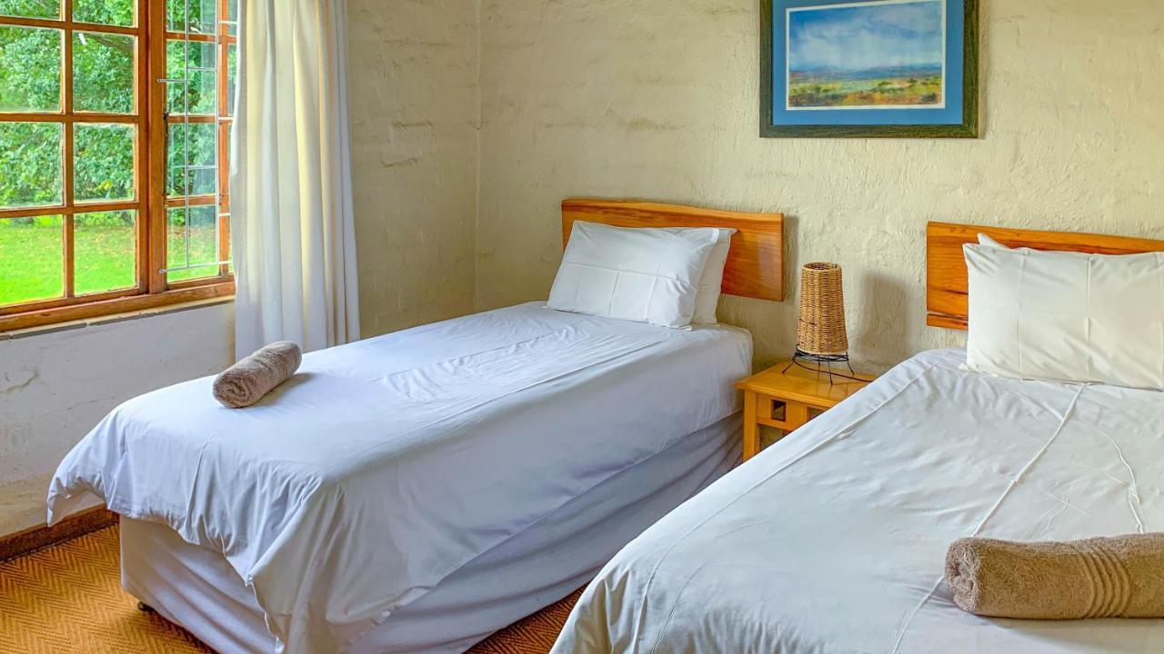 Wits End Mountain Resort Champagne Valley Esterno foto