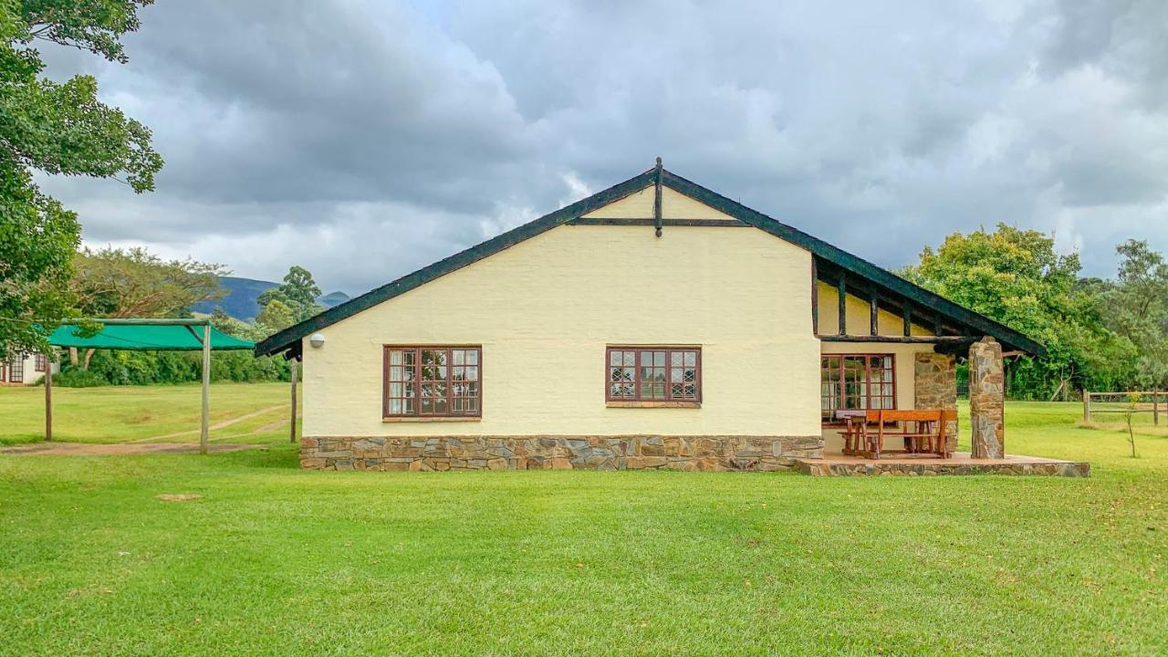 Wits End Mountain Resort Champagne Valley Esterno foto