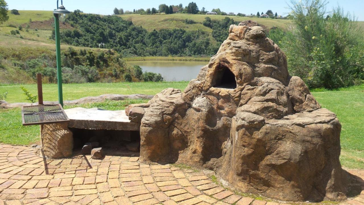 Wits End Mountain Resort Champagne Valley Esterno foto